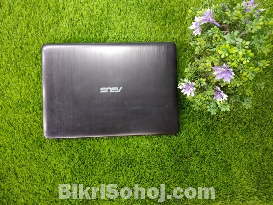 Asus X441U